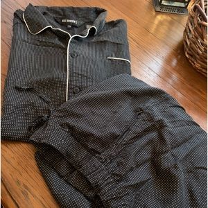 Brand New Holt Renfrew Silk lounge ware